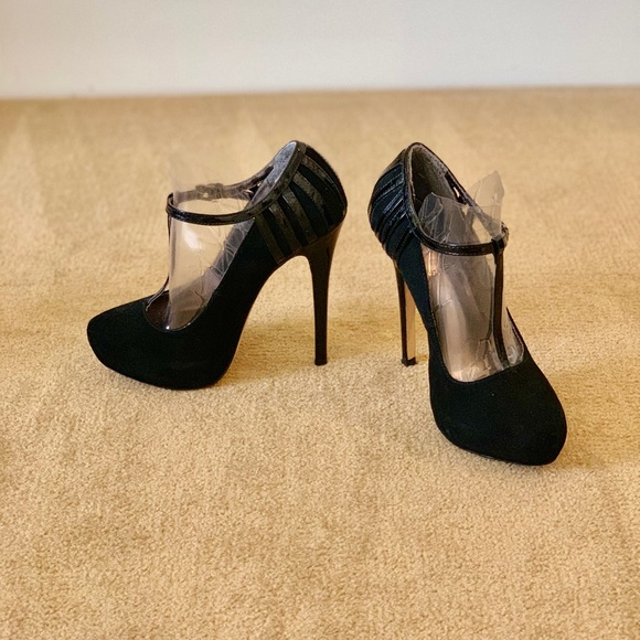 Black Suede Heels. Evening Wear.  5”. - Picture 4 of 7